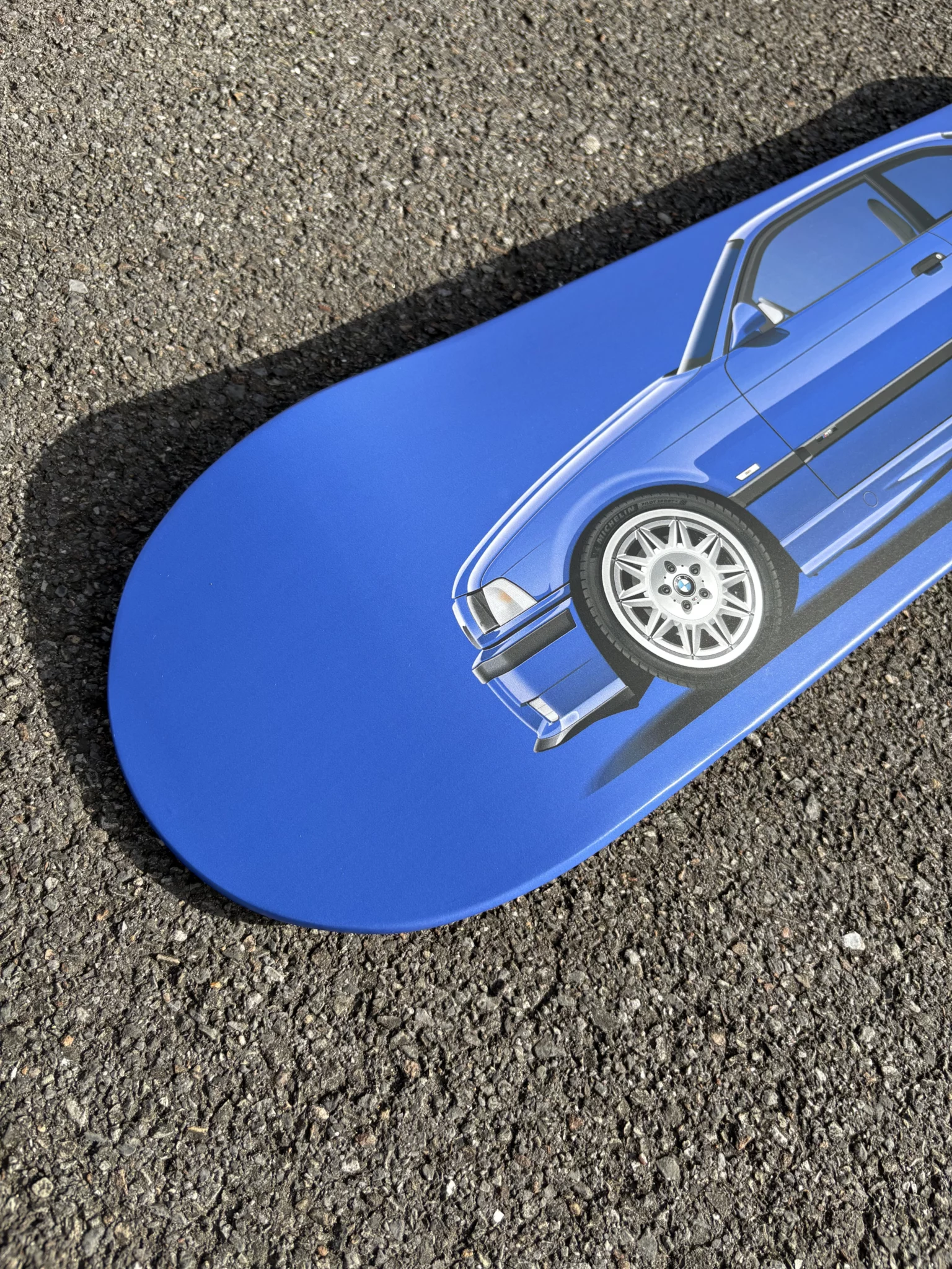 Planche BMW M3 E36 bleu estoril